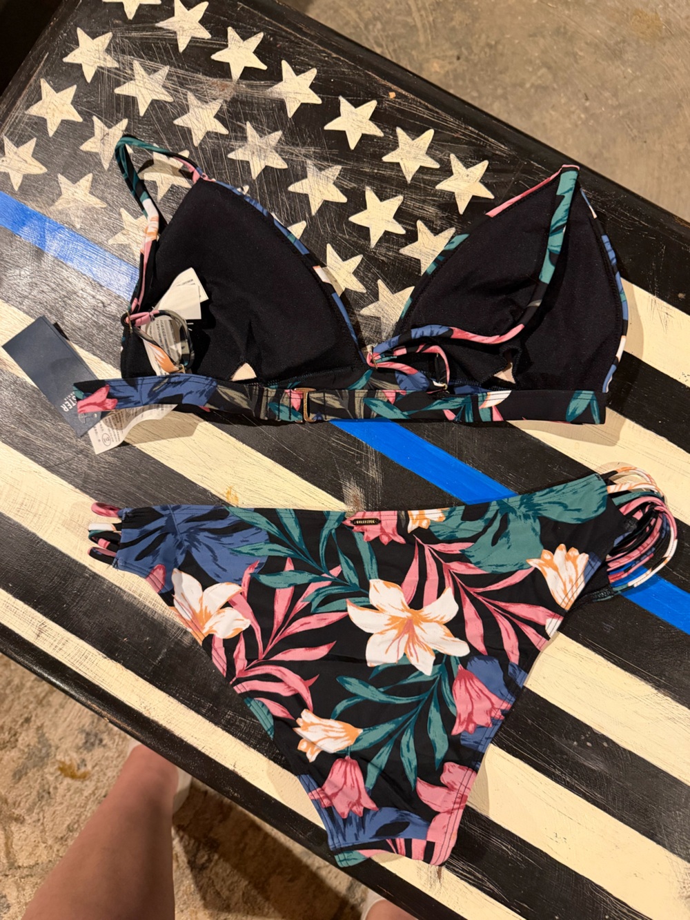 Hollister Floral Bikini Set NWT Large Triangle Top Cheeky Bottoms Y2K Style - Picture 3 of 4